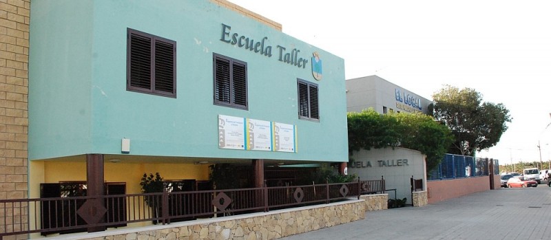 Santa Luc�a y Afesur firma de un convenio para desarrollar �Plantando futuro�