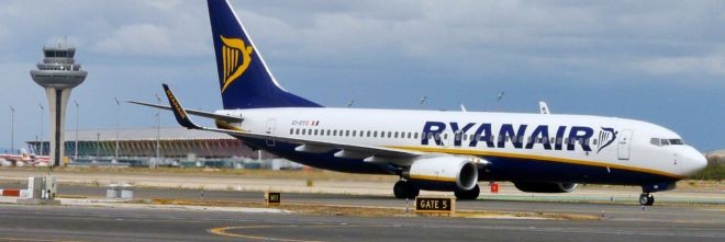 Las Aerol�neas de bajo coste caen un 3% en Canarias