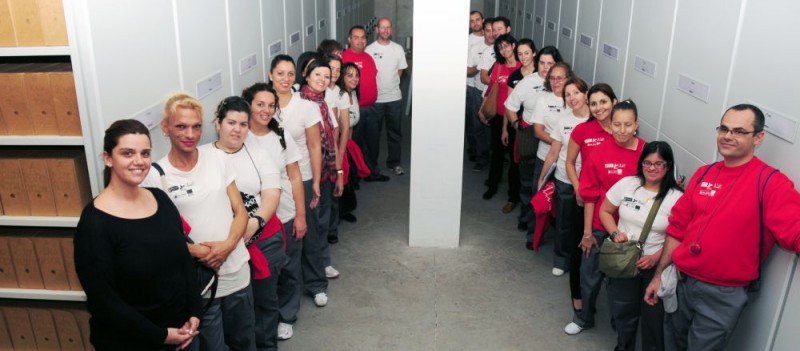 Estudiantes de un taller de empleo del Cabildo visitan el archivo municipal en Maspalomas