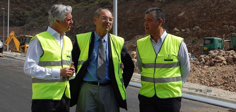Se ultiman los detalles para la inauguraci�n del nuevo tramo de autopista hasta Mog�n