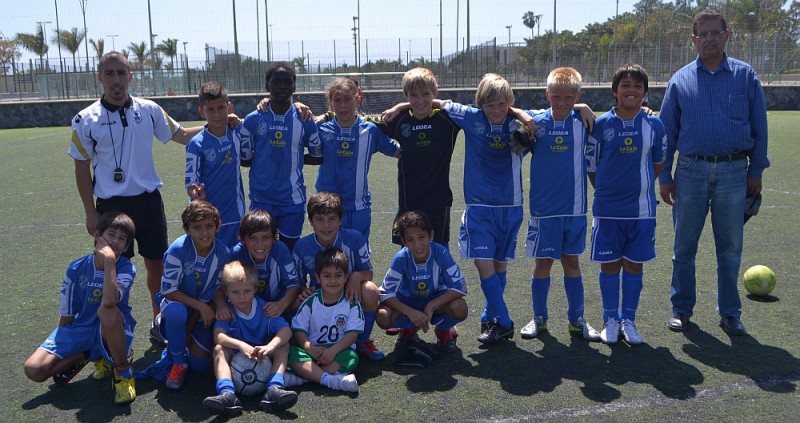 La Uni�n Deportiva San Fernando, 260 ni�@s  un valor de futuro en Maspalomas 