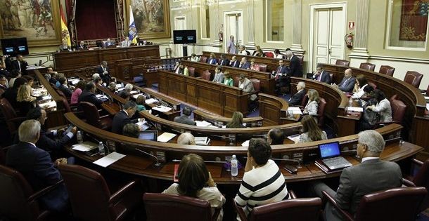 �Los caprichos de Paulino Rivero impiden el desarrollo tur�stico de Gran Canaria�