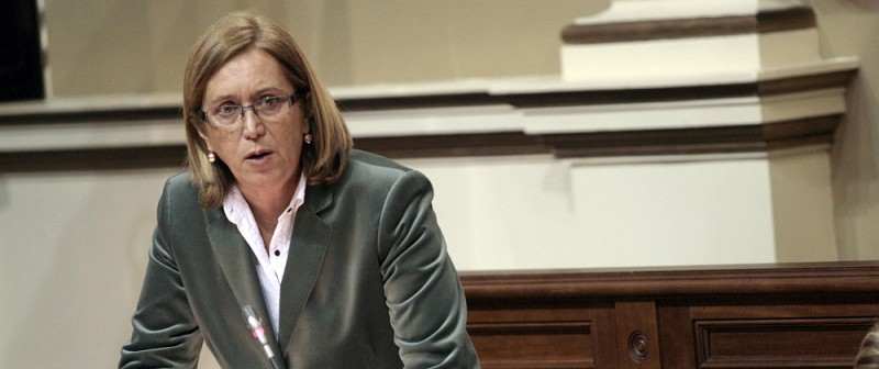 �La gesti�n de la consejera de Sanidad es un desastre que nos lleva al colapso�