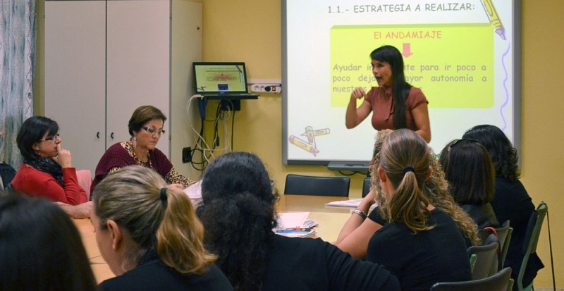 Maspalomas pone en marcha el Programa Educar en Familia 2013