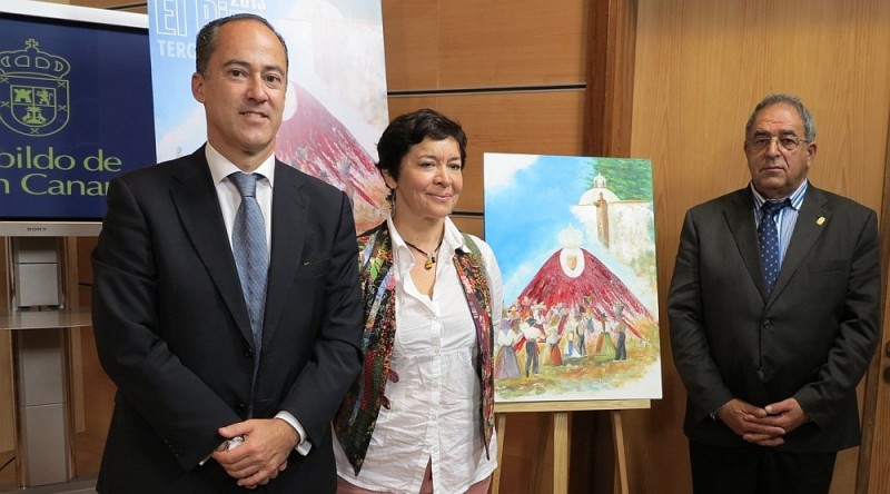 Cabildo y Ayuntamiento de Teror presentan cartel y pregonera del Pino 2013