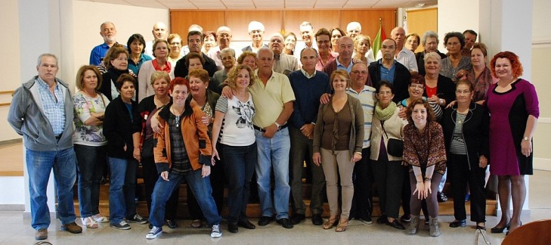 Un grupo de 50 mayores de Santa Luc�a parten de viaje al Pa�s Vasco 