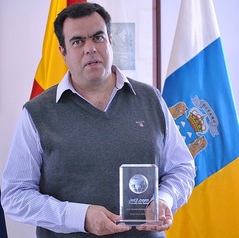 Jet2.com y Jet2holidays otorgan al Patronato de Turismo el premio al 'mejor partner tur�stico de 2012'.