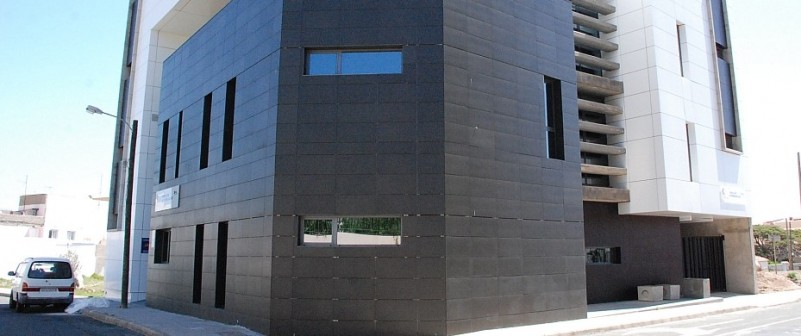 El Centro de Salud de Sardina abre para atender 8.000 cartillas de la Zona B�sica de Salud