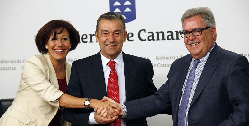 Gobierno y Cabildo de firman un convenio de prestaci�n de servicios en centros residenciales de mayores