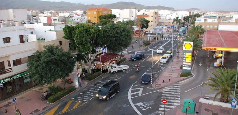 Santa Luc�a ultima la red de pluviales de la Avenida de Canarias