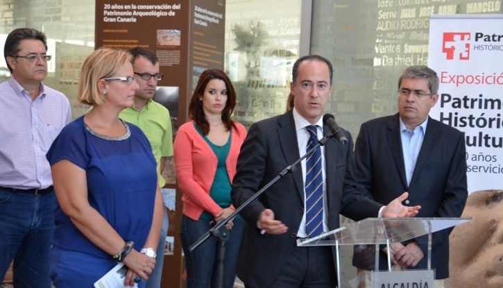 El Ayuntamiento alberga la muestra del patrimonio arqueol�gico insular