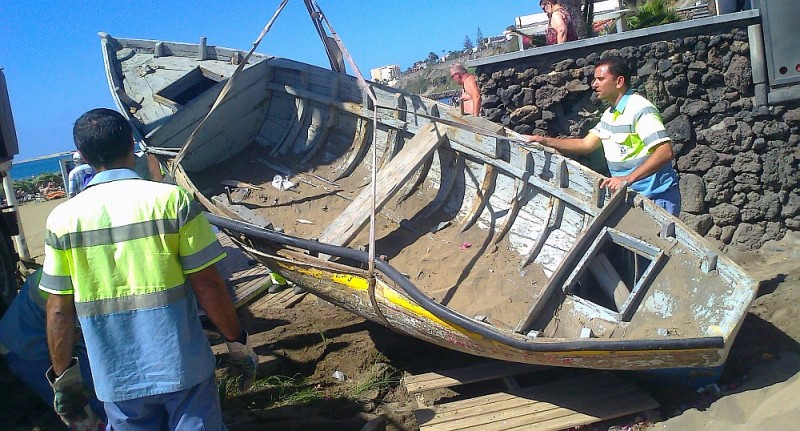 Acondicionan  las playas de Las Burras y El Cochino