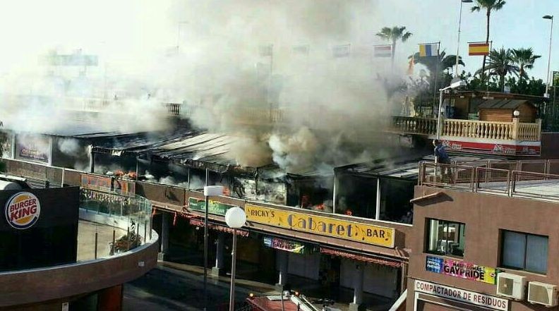 Incendio en el Centro Comercial Yumbo
