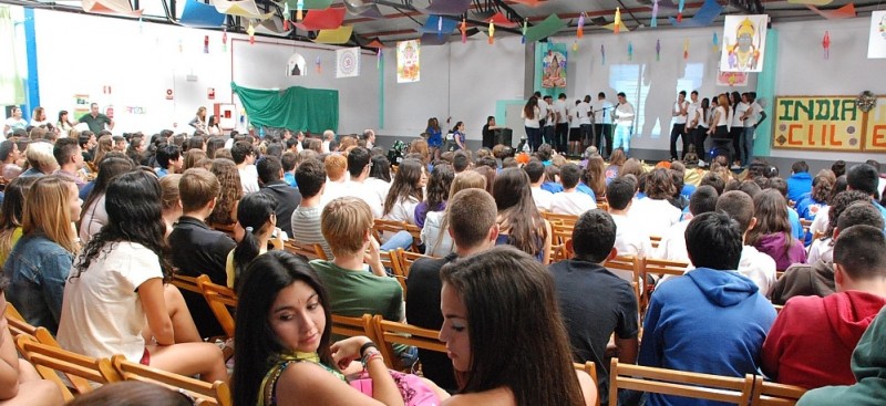 M�s de 350 estudiantes de Gran Canaria, Tenerife y El Hierro hablan ingl�s en el CLIL de Vecindario