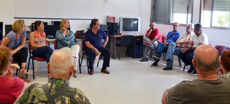 Los usuarios del Centro de Alzheimer ya cuentan con transporte