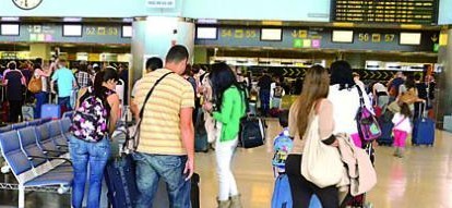 Aviaci�n Civil asegura que los canarios seguir�n con la bonificaci�n del 50%