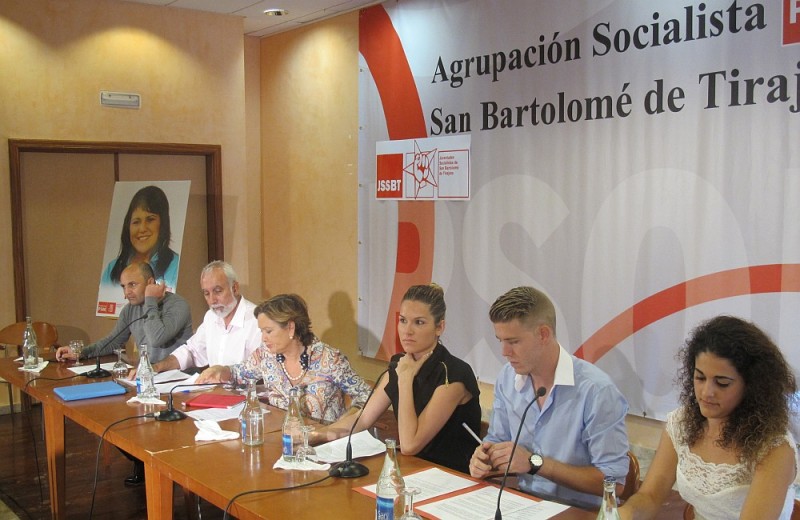 El PSOE y Juventudes Socialistas SBT, inauguran el �Aula Joven, Fayna Noda�.