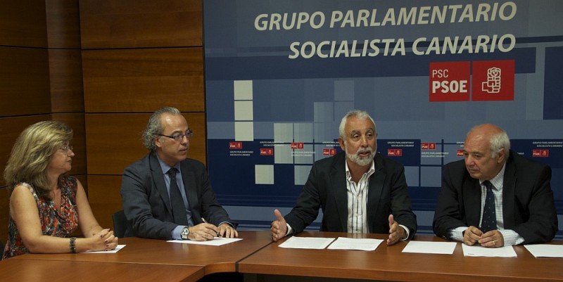 El PSOE reitera su apuesta por la renovaci�n tur�stica tras el paso del �tsunami fallido� de Bravo de Laguna.