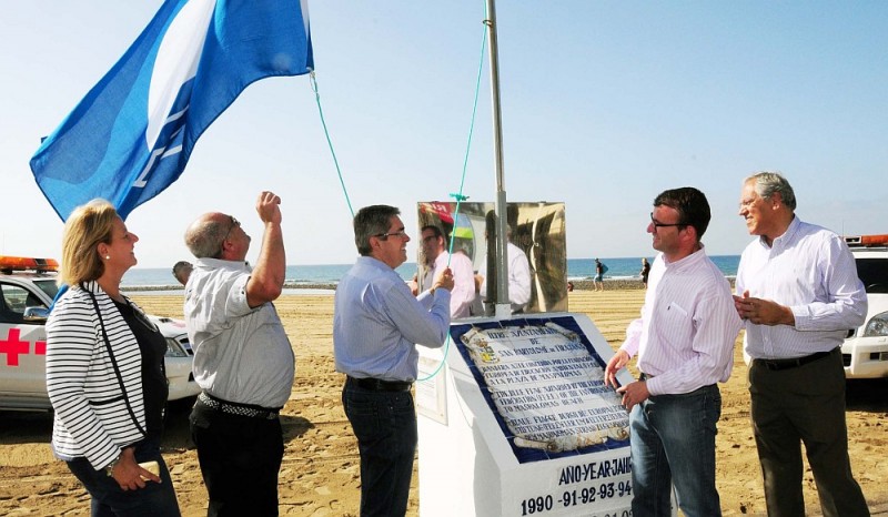 Maspalomas luce su nueva Bandera Azul 