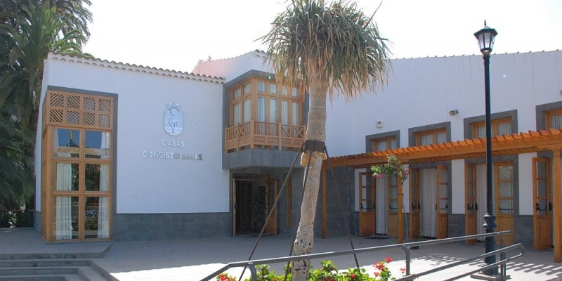 Santa Luc�a considera que los planes de mejora tur�stica no son s�lo cosa del Gobierno Canario