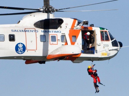 Rescatan a dos personas a la deriva a dos millas de la costa Gran Canaria