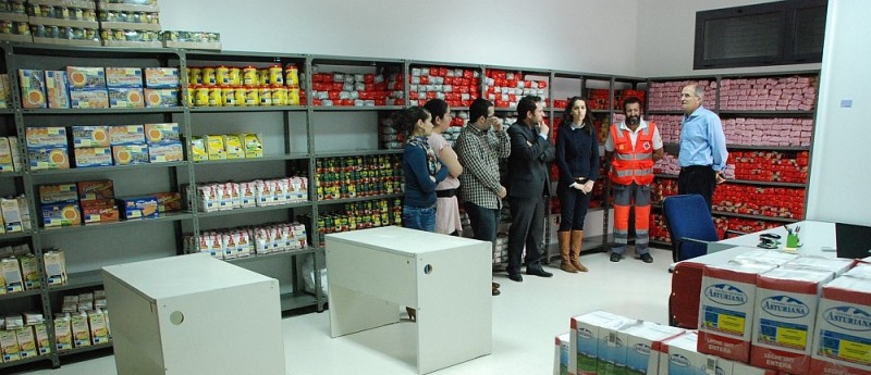 El ahorro en combustible en Santa Luc�a se emplea en comida para familias necesitadas