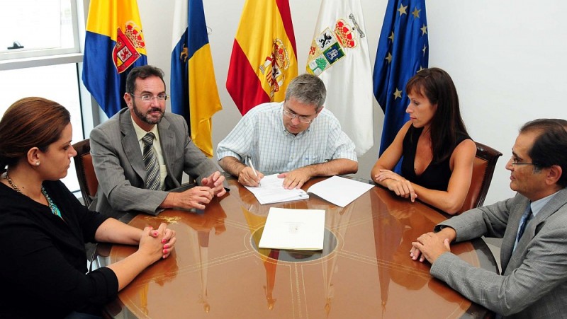 San Bartolom� de Tirajana firma un convenio con los registradores de la propiedad 