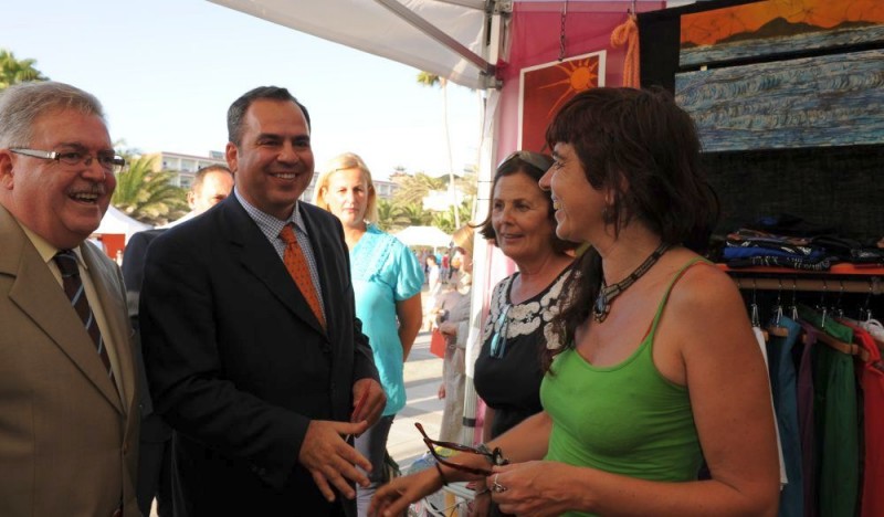 Maspalomas celebra la VI Feria de Artesan�a en el Faro