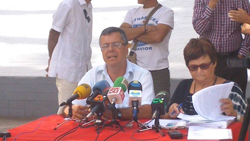 La Izquierda Canaria piden la dimisi�n de Rajoy y convocatoria de elecciones