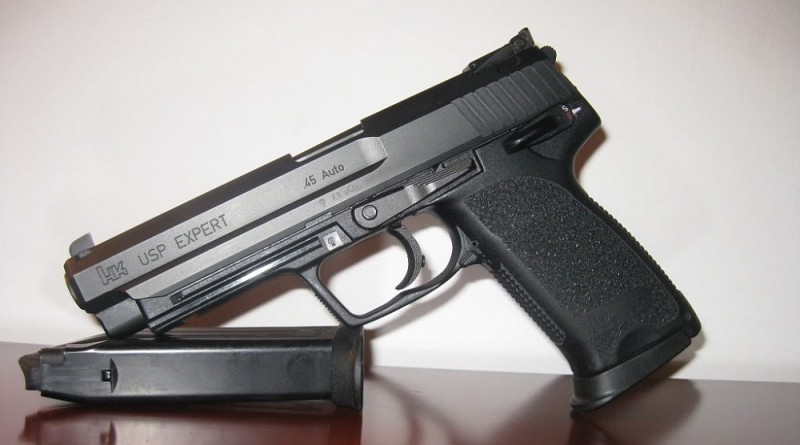 La Polic�a Local se dota de 101 pistolas reglamentarias 