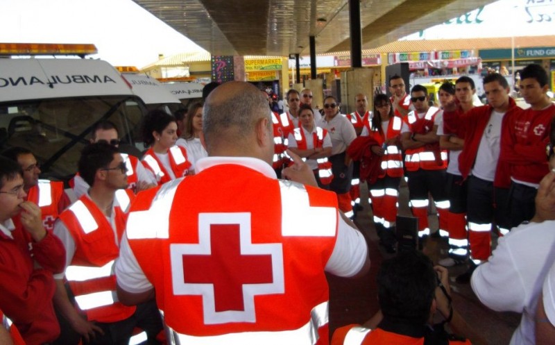 Cruz Roja se adjudica la vigilancia de las playas
