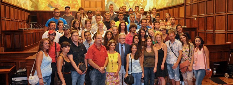 Bravo de Laguna, recibe a los  j�venes del proyecto europeo �Juventud en Acci�n�