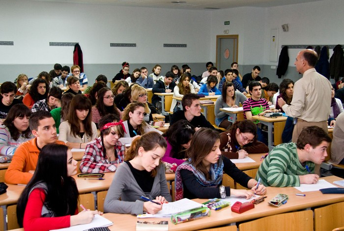 Canarias, la regi�n con m�s alumnos por profesor de Espa�a
