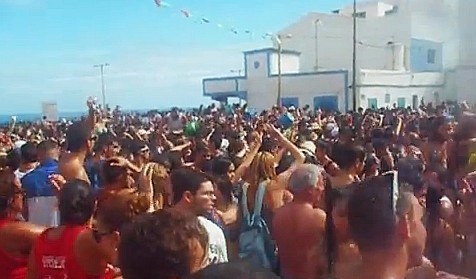 Fiesta de la Arrancadilla en Pozo Izquierdo para terminar el verano 