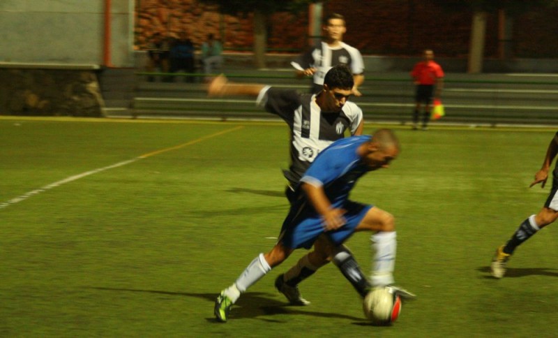 La U.S.San Fernando pierde en tiempo de descuento frente al U.Puerto del Rosario 2-1