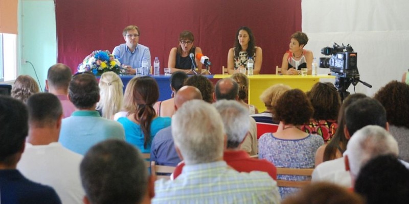 Santa Luc�a invita al optimismo y a la b�squeda de soluciones en el nuevo curso escolar