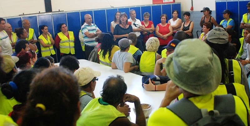 El Plan de  Empleo Social en Santa Luc�a da trabajo a 111 personas