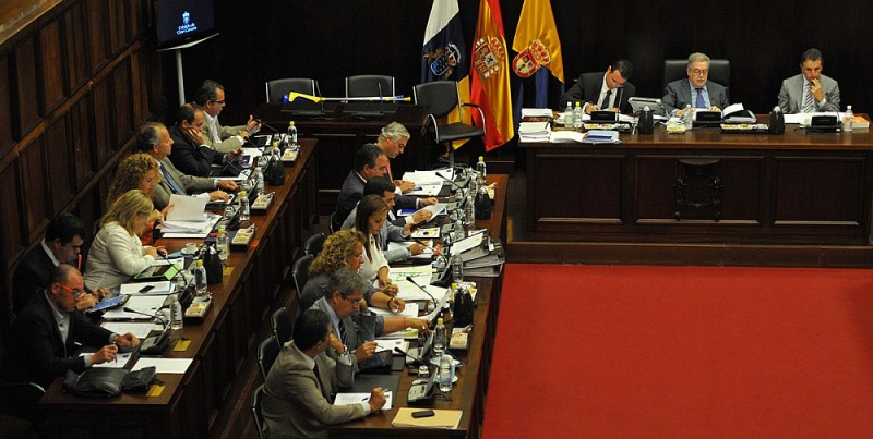 Taxistas de toda Gran Canaria podr�n trabajar en el aeropuerto