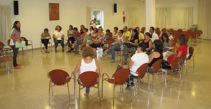 Santa Luc�a da continuidad al proyecto Familias que Ayudan a Familias