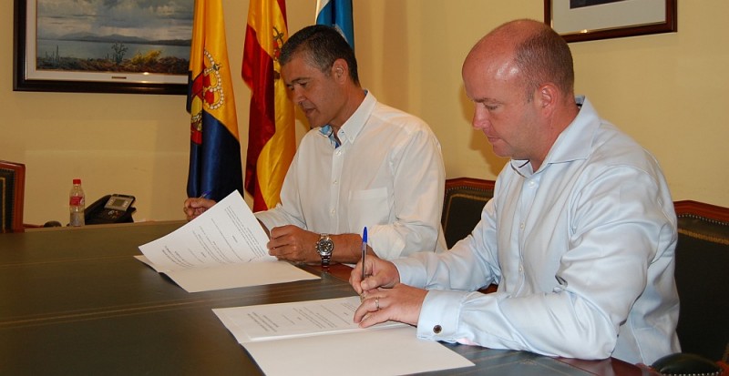 El parque tem�tico Angry Birds dar� prioridad a los desempleados de Mog�n 