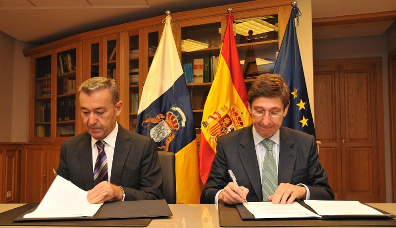 Gobierno de Canarias y Bankia firman un acuerdo para la financiaci�n de proyectos de modernizaci�n tur�stica