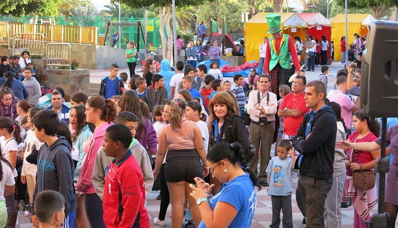 M�s de 350 menores participan en la V Jornada de la Infancia