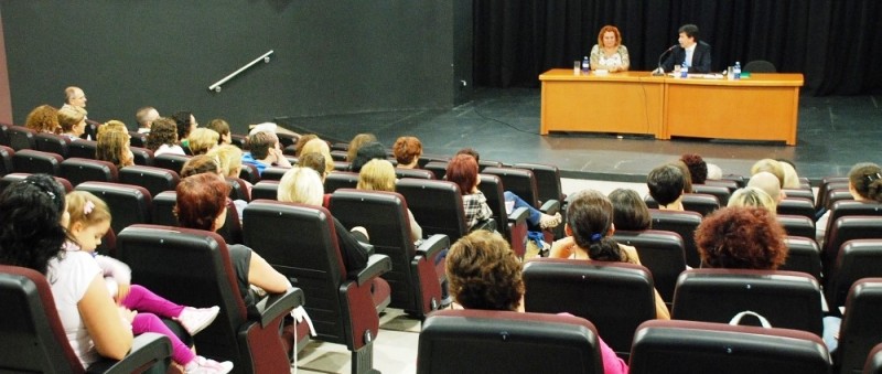 Javier Urra vuelve ofrece una ponencia sobre el impacto de la violencia de g�nero en menores