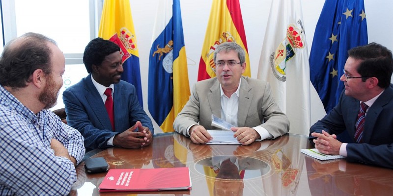 Maspalomas impulsa las relaciones con la isla caboverdiana de Maio