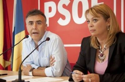 El PSOE denuncia que el Cabildo deja sin esperanza de trabajo a cerca de medio millar de personas.