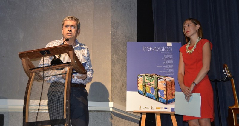 Maspalomas edita un libro  contra la violencia sexista 