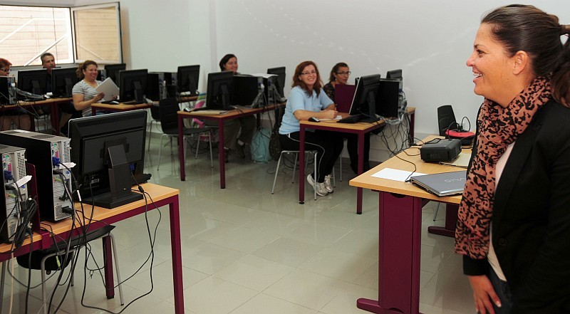 Maspalomas acerca la inform�tica a personas adultas
