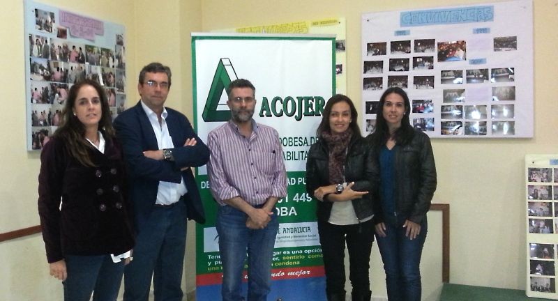 Centro Aluesa se adhiere a la Fundaci�n ADSIS