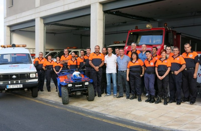 Protecci�n Civil Santa Luc�a presenta dos nuevos veh�culos