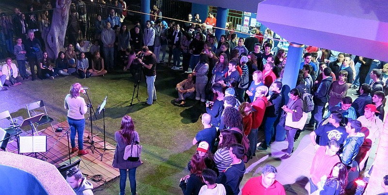 Dunia Gonz�lez inaugura la Casa de la Juventud de Vecindario 